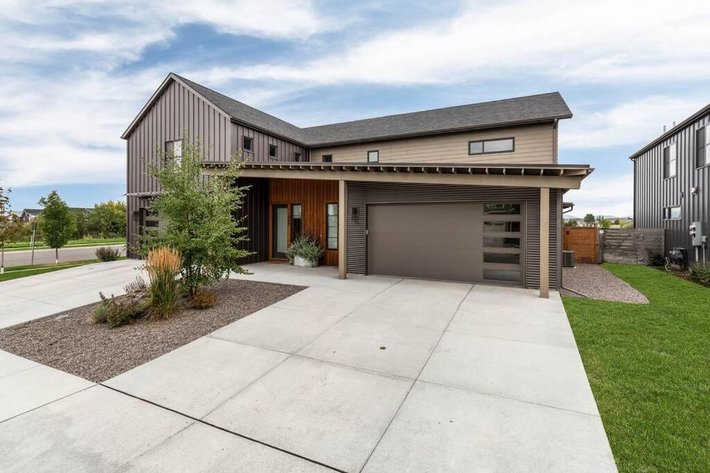 Luxury Townhome On The Park With Bridger Mtn Views Bozeman Exteriör bild